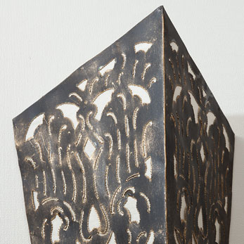 アイアン製ウォールライト / ピラミッド型【45276】 /アジアン雑貨