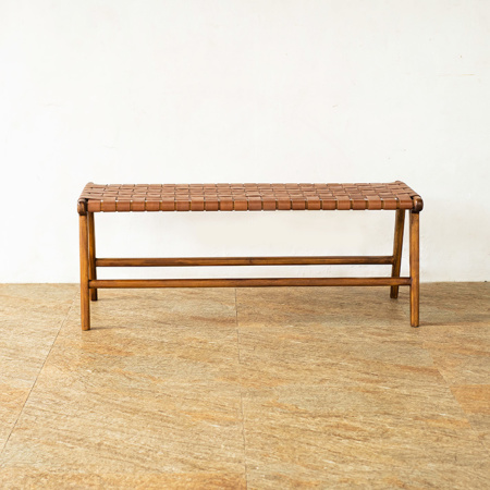 一番、陽あたりの良い場所に置きたいローチェア。Low Bali Plain